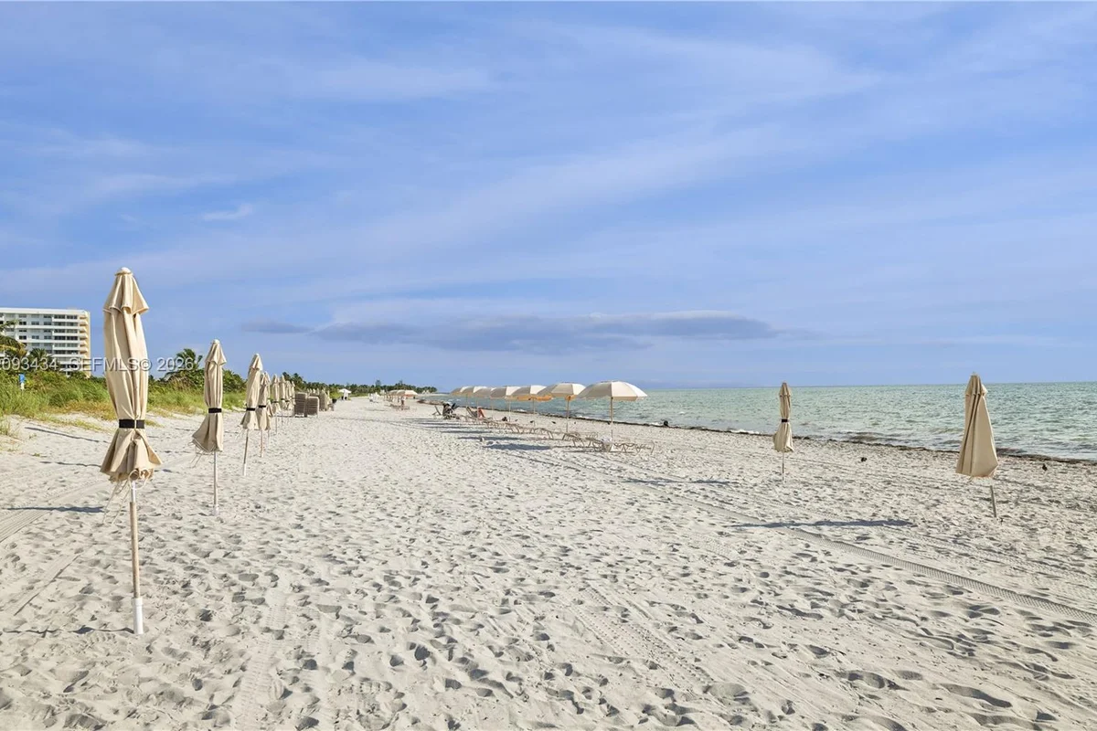 151 Crandon Blvd #430, Key Biscayne: photo 1 of 40