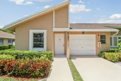 8157 Springtree Rd, Boca Raton: photo 1 of 24