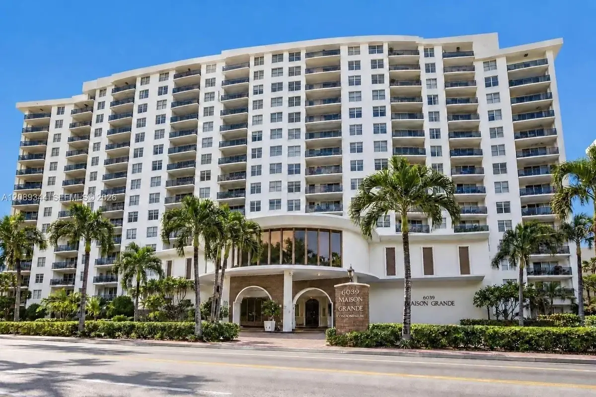 6039 Collins Ave #407, Miami Beach: photo 1 of 26