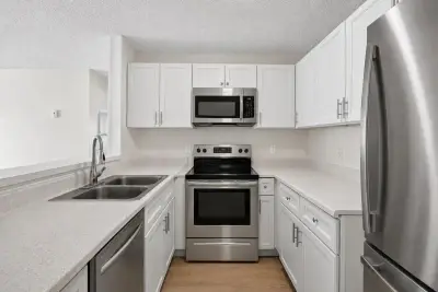 9426 NW 49th Pl #13d, Sunrise: photo 1 of 16