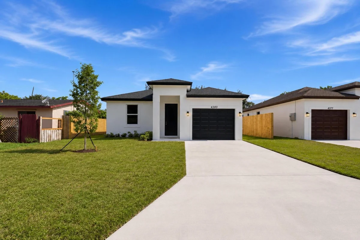 4383 Marilyn Dr, Lake Worth: photo 1 of 13