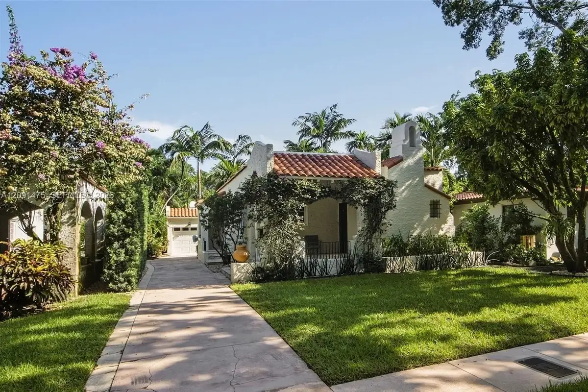 505 Navarre Ave, Coral Gables: photo 1 of 25