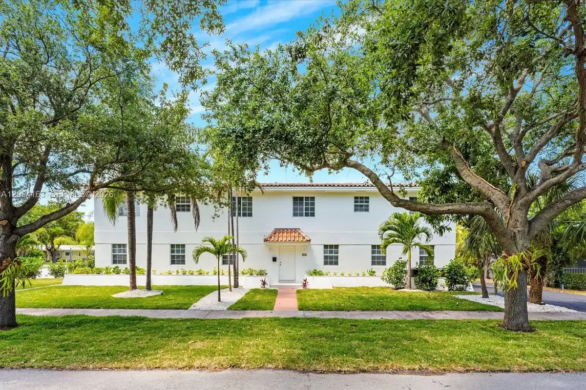 3619 S Le Jeune Rd #2, Coral Gables: photo 1 of 13