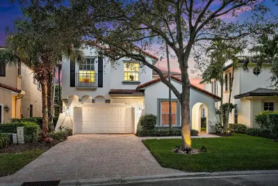 844 Madison Ct, Palm Beach Gardens: photo 1 of 47