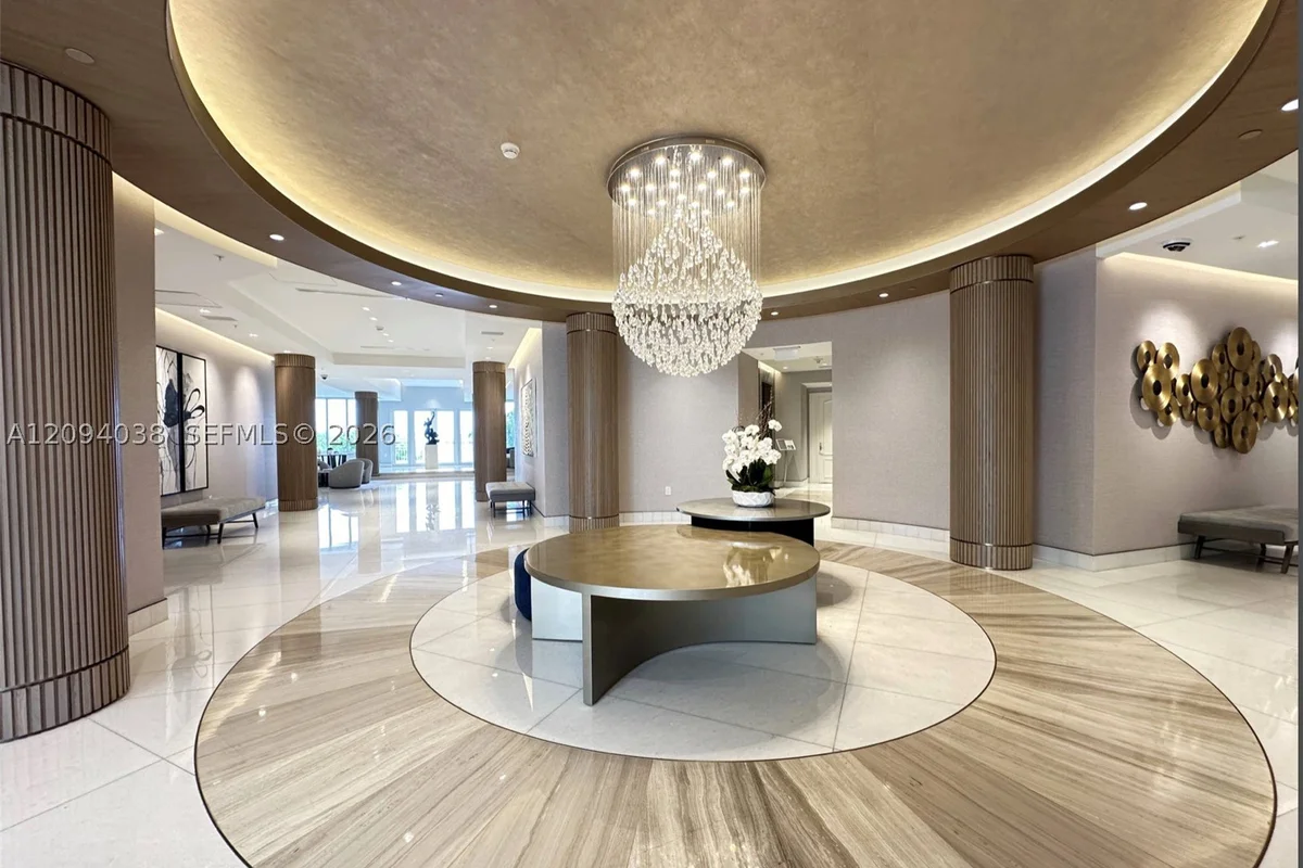 888 Brickell Key Dr #3007, Miami: photo 1 of 17