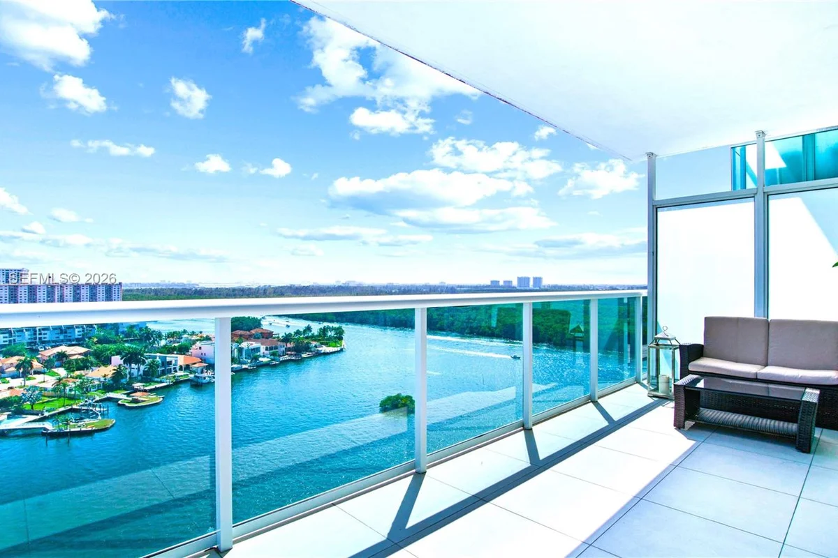 400 Sunny Isles Blvd #1722, Sunny Isles Beach: photo 1 of 52