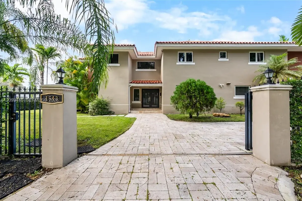 1543 Dorado Ave, Coral Gables: photo 1 of 38
