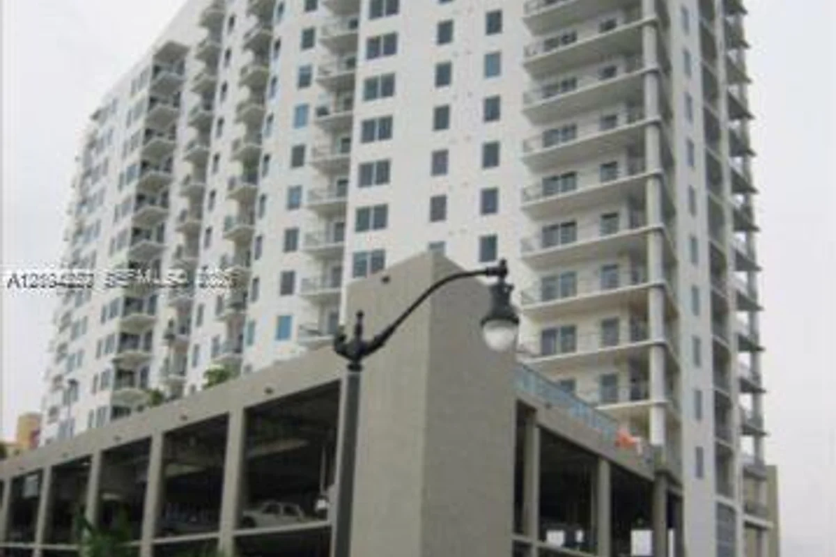 10 S River Dr #704, Miami: photo 1 of 15