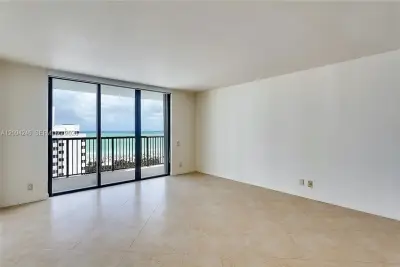 1800 Collins Ave #19F, Miami Beach: photo 1 of 14