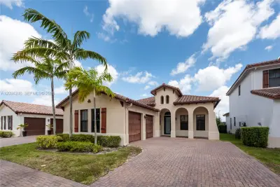 8513 NW 41st St, Cooper City: photo 1 of 29