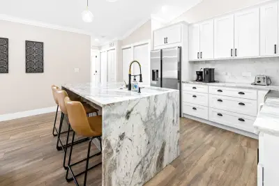 1672 Hawthorne Pl, Wellington: photo 1 of 23