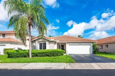 12519 NW 10th Ct, Sunrise: photo 1 of 39