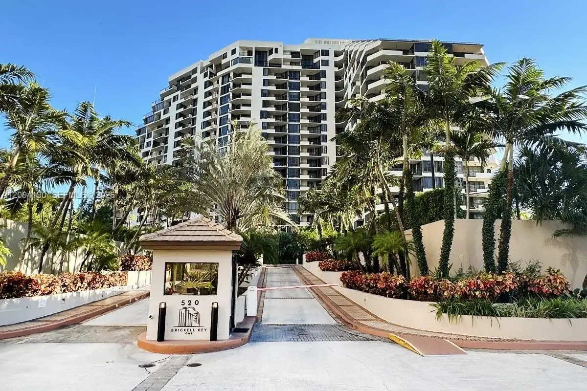 520 Brickell Key Dr #A1217, Miami: photo 1 of 21
