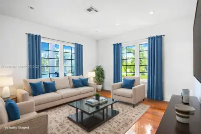 1920 Michigan Ave #2, Miami Beach: photo 1 of 14