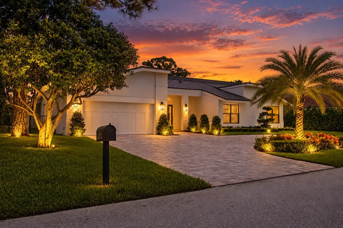 4909 Pineview Cir, Delray Beach: photo 1 of 38