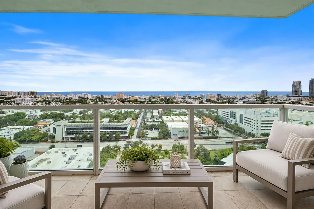 650 West Ave #2206, Miami Beach: photo 1 of 28