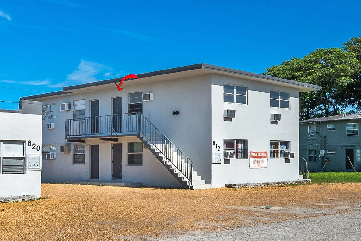 612 SW 6th St #3, Belle Glade: photo 1 of 1