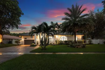 6821 N Grande Dr, Boca Raton: photo 1 of 56