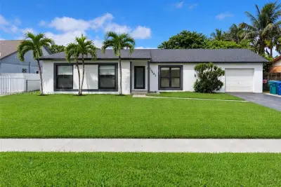 26682 SW 125th Ct, Homestead: photo 1 of 14