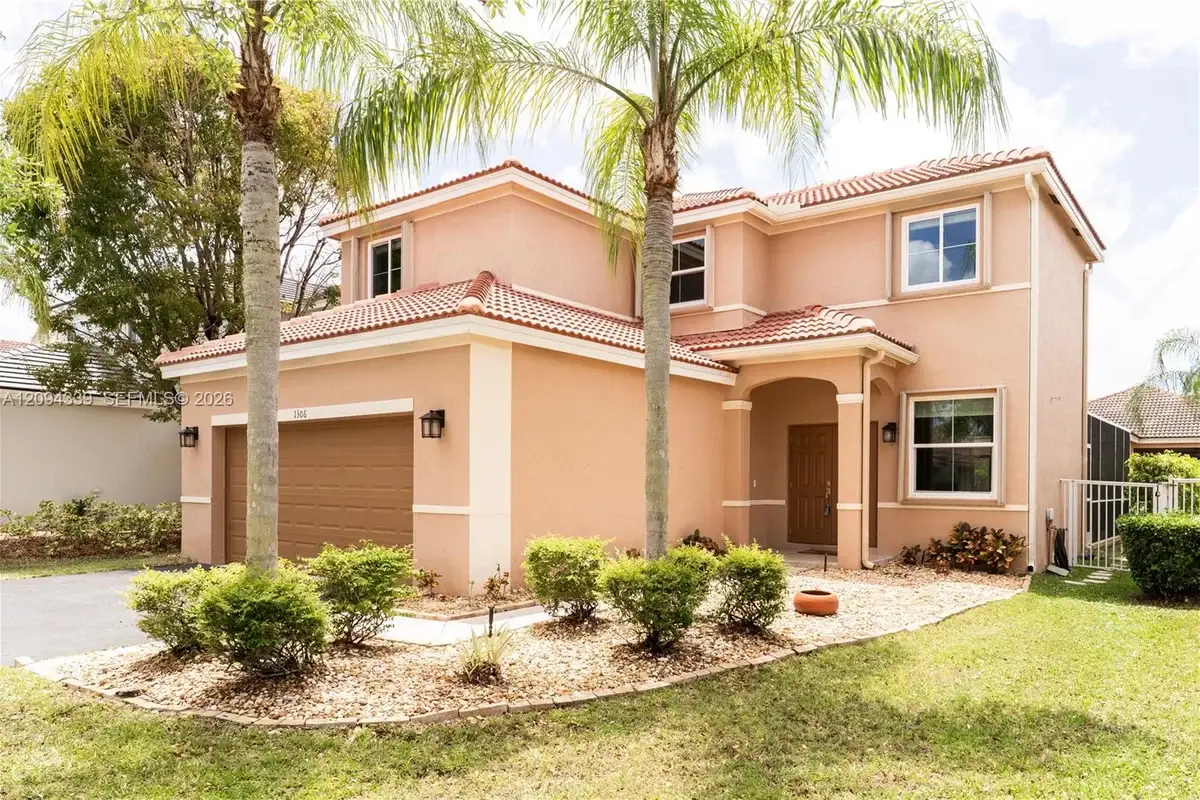 1306 Banyan Way, Weston: photo 1 of 42