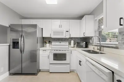 9700 Sunrise Lakes Blvd #101, Sunrise: photo 1 of 13