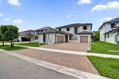 4406 SW 178th Ave, Miramar: photo 1 of 73