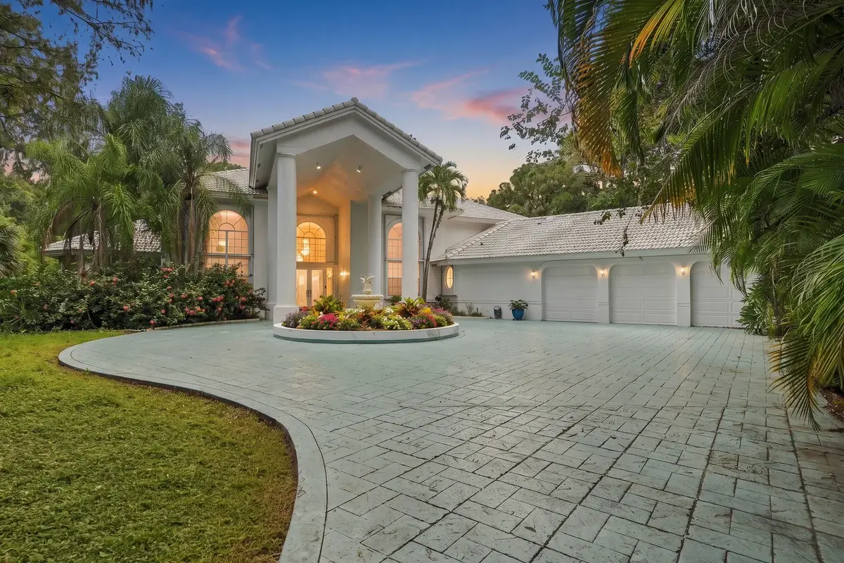 5386 NW 77th Ter, Coral Springs: photo 1 of 44
