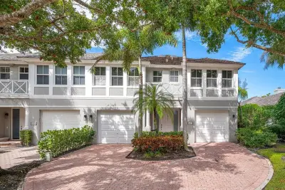 5613 NW 39th Ave, Boca Raton: photo 1 of 41
