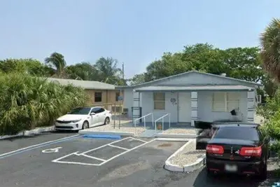 510 NE 2nd St, Boynton Beach: photo 1 of 7
