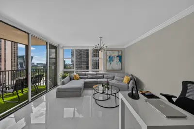 20379 W Country Club Dr #1139, Aventura: photo 1 of 59