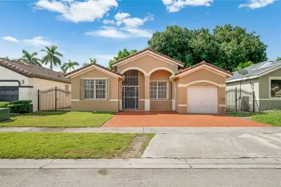 15470 SW 41st Ter, Miami: photo 1 of 20