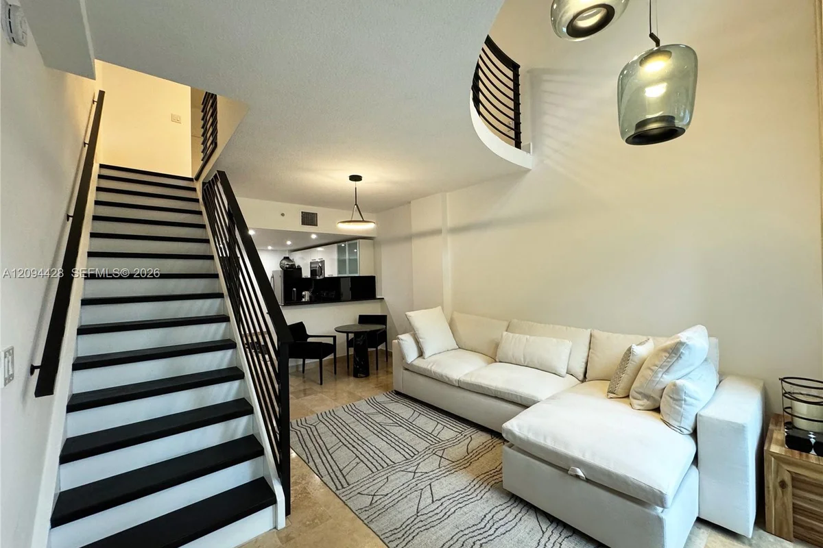 3339 Virginia St #327, Miami: photo 1 of 19