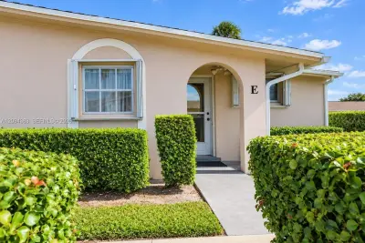 2784 Dudley Dr #E, West Palm Beach: photo 1 of 36