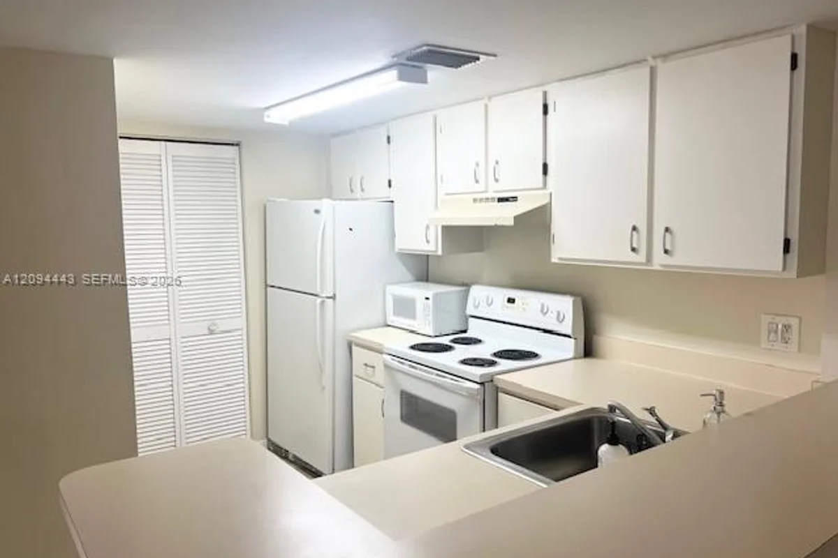 10749 Cleary Blvd #307, Plantation: photo 1 of 14