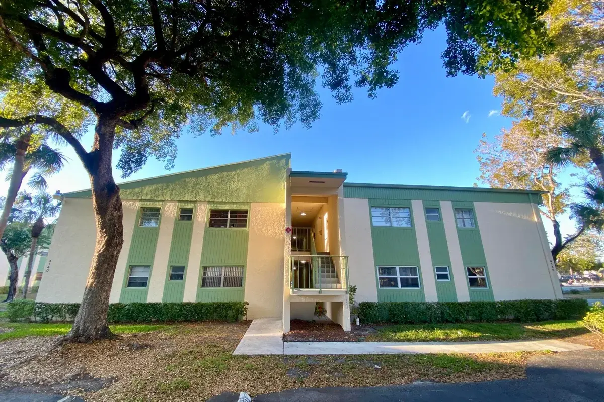 4140 NW 90th Ave #105, Coral Springs: photo 1 of 16