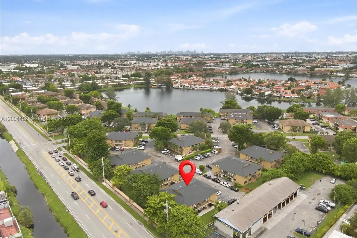 2655 W 67th Pl #14-13, Hialeah: photo 1 of 25