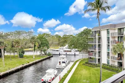1350 River Reach Dr #417, Fort Lauderdale: photo 1 of 35