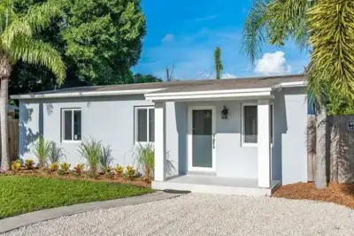 1413 NW 5th Ave, Fort Lauderdale: photo 1 of 27