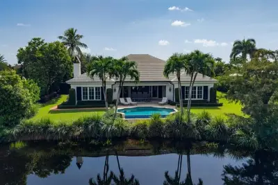 11 Country Rd E, Boynton Beach: photo 1 of 43