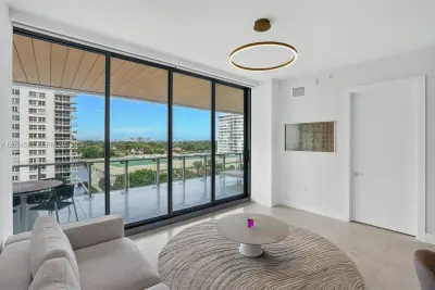 5775 Collins Ave #705, Miami Beach: photo 1 of 29