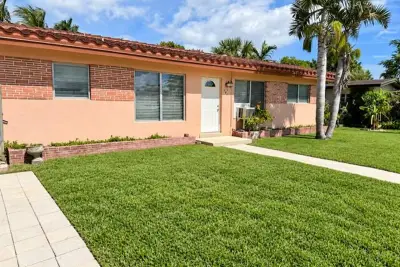 5051 SW 10th St, Plantation: photo 1 of 14