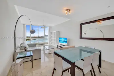 100 S Pointe Dr #1703, Miami Beach: photo 1 of 25