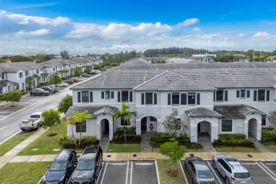 13228 SW 286th St, Homestead: photo 1 of 37