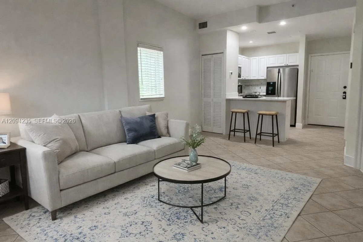 1918 Brickell Ave #101, Miami: photo 1 of 9