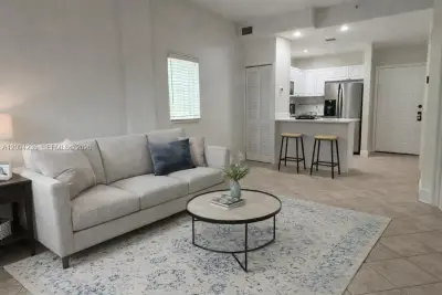 1918 Brickell Ave #101, Miami: photo 1 of 9
