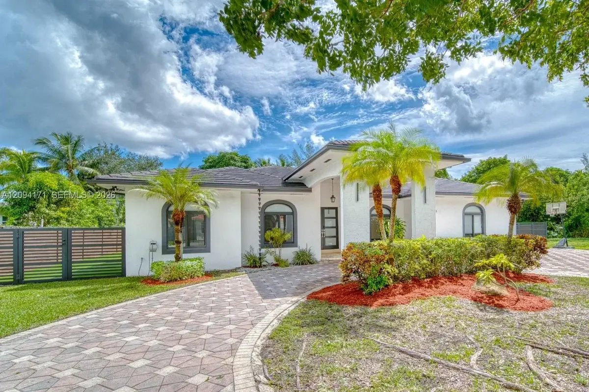 17265 SW 92nd Ct, Palmetto Bay: photo 1 of 39