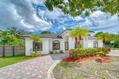 17265 SW 92nd Ct, Palmetto Bay: photo 1 of 39