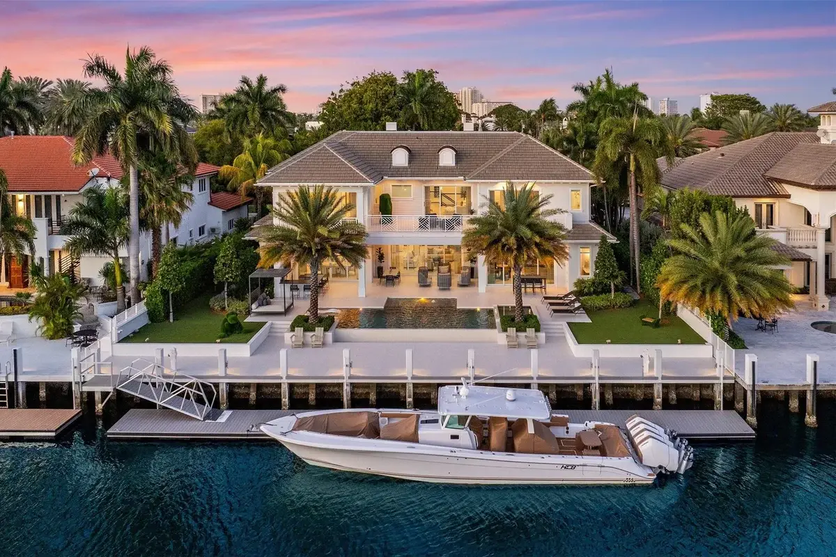2520 Del Lago Dr, Fort Lauderdale: photo 1 of 100