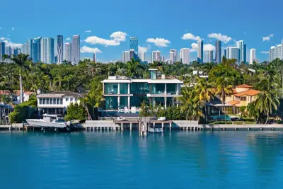 217 E Rivo Alto Dr, Miami Beach: photo 1 of 90
