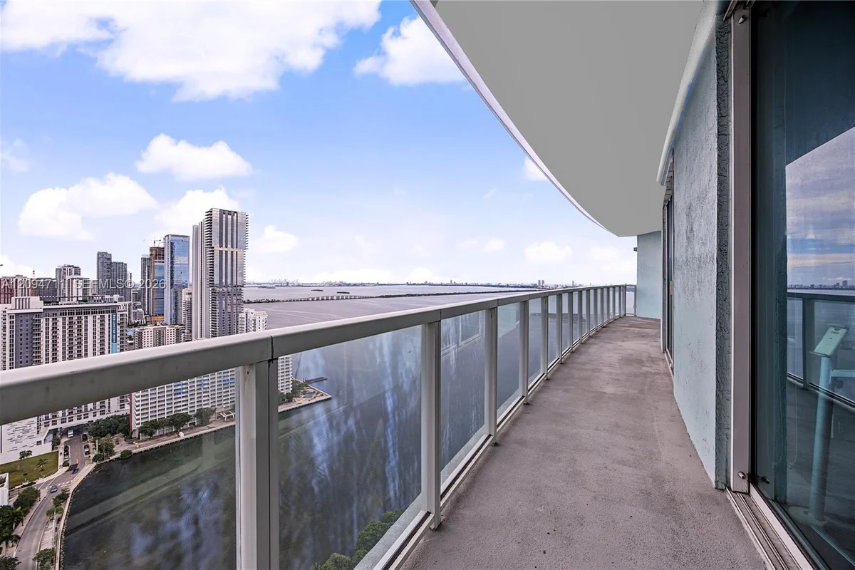 1900 N Bayshore Dr #3604, Miami: photo 1 of 24